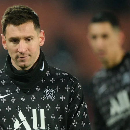 Lionel Messi, 3 PSG Teammates Test Positive for COVID-19