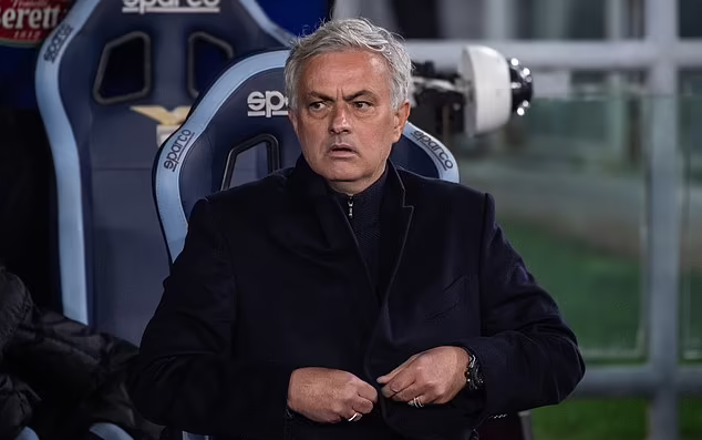 jose mourinho is newcastle manager